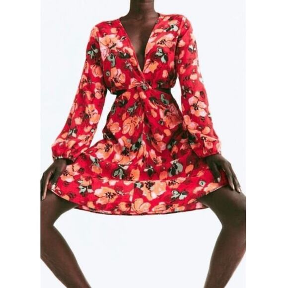 H&M KNOT-DETAIL CUT-OUT DRESS - Picture 7 of 8